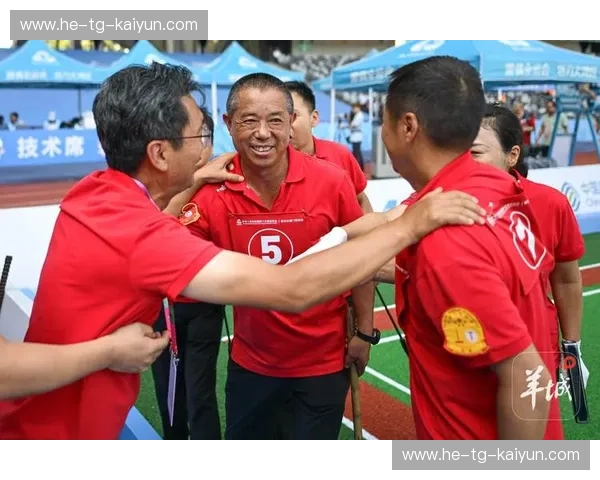 绿茵场的灵魂博弈：格里姆与德比郡的纯粹足球之约